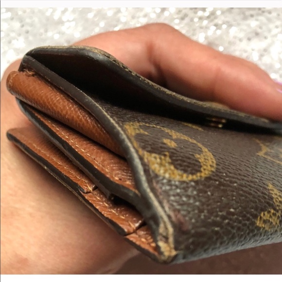 Louis Vuitton Monogram Ludlow Wallet - Picture 6 of 8